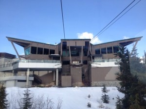 The restaurants at the top of the cable car leading to Grouse Mountian.
